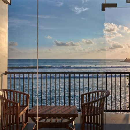 Kings Bay Beach Resort Галле Экстерьер фото
