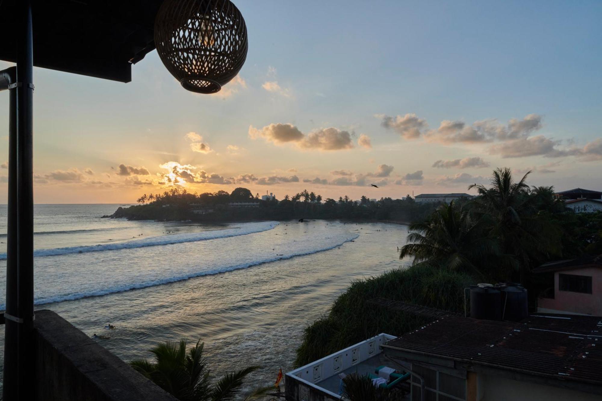 Kings Bay Beach Resort Галле Экстерьер фото